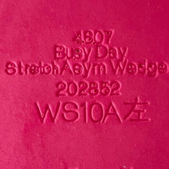 CROCS Busy Day Cual Comfort Leopard Print Black Wedge W10 - Picture 15 of 15